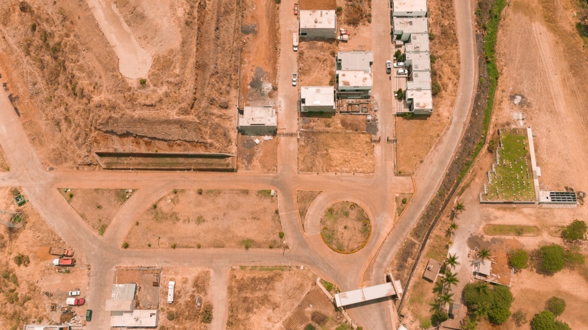 3 de 4: Vista aérea desarrollo urbanizado.