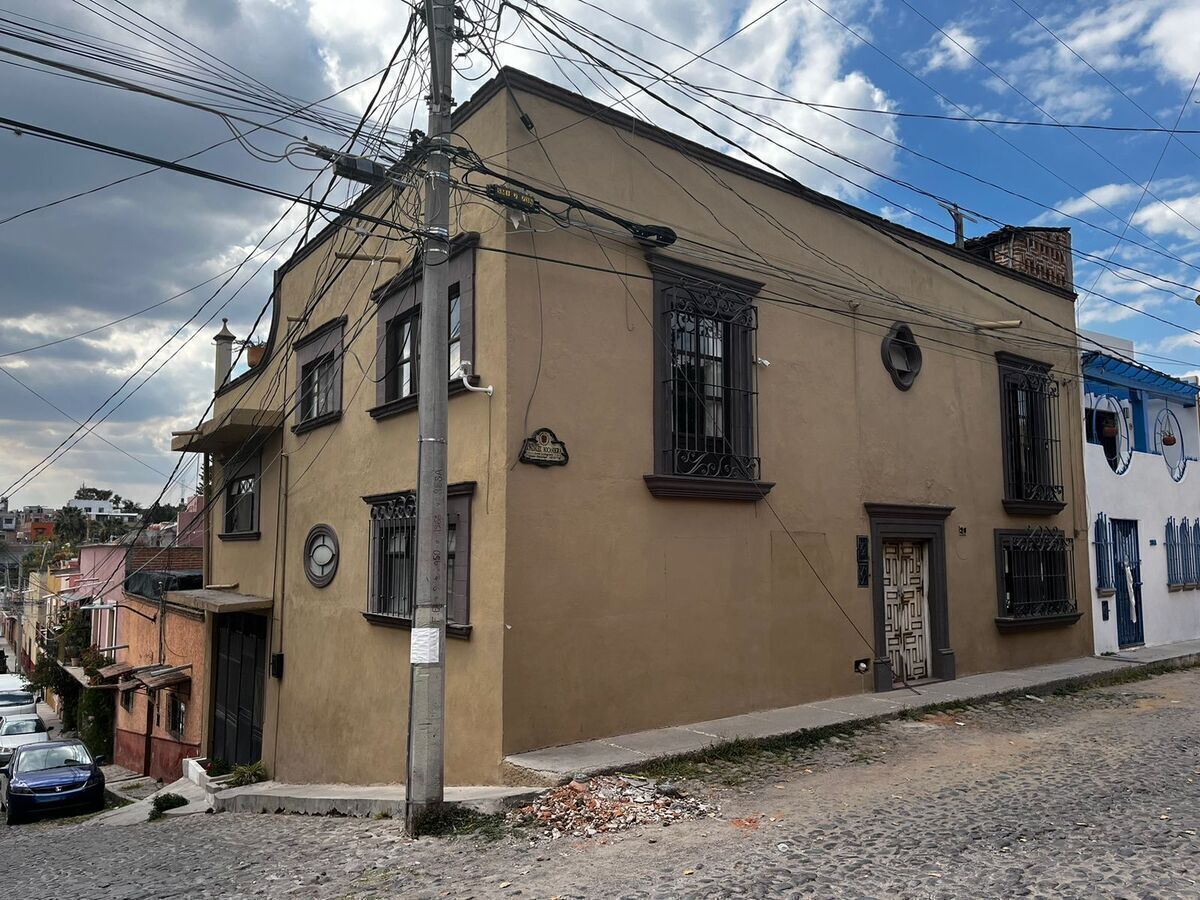 2 de 23