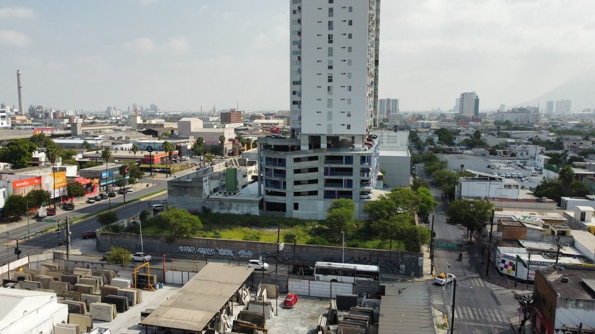 11 de 13: Vista al oriente