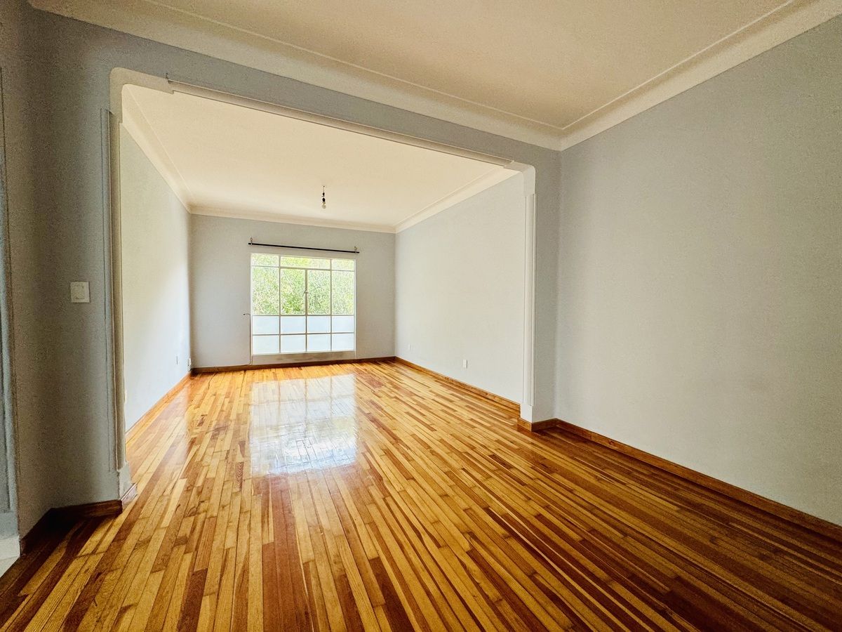 3 de 28: https://www.easybroker.com/agent/properties/departamento-ext