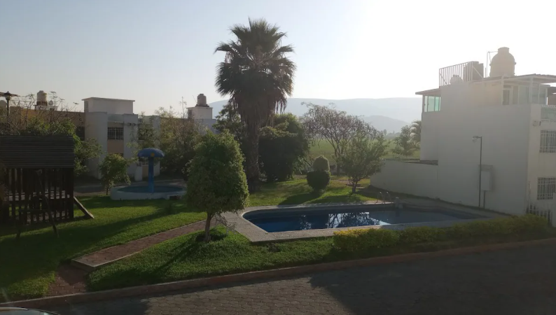 Alberca vista desde balcón