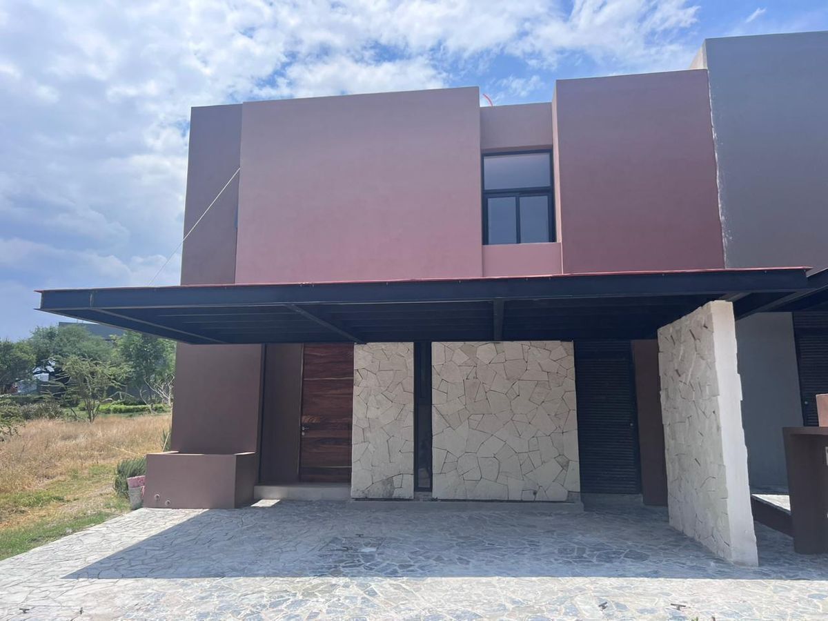 CASA EN VENTA EN ALTOZANO, EL NUEVO QUERETARO