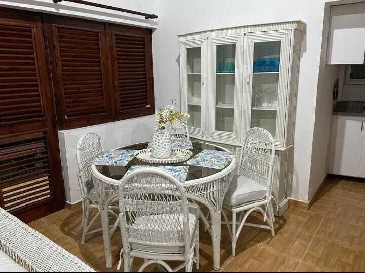 2 de 9: Comedor
