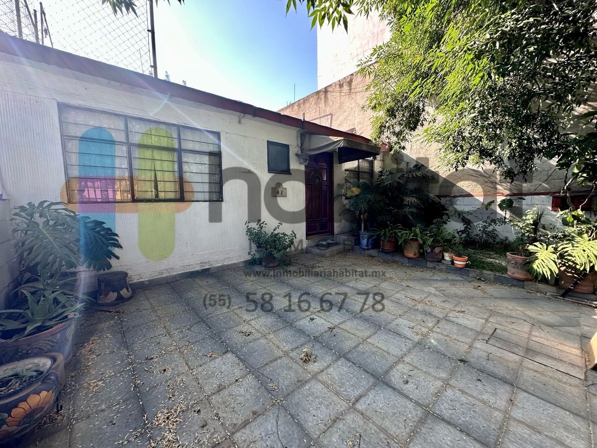 CASA DE UN PISO CON USO DE SUELO COMERCIAL