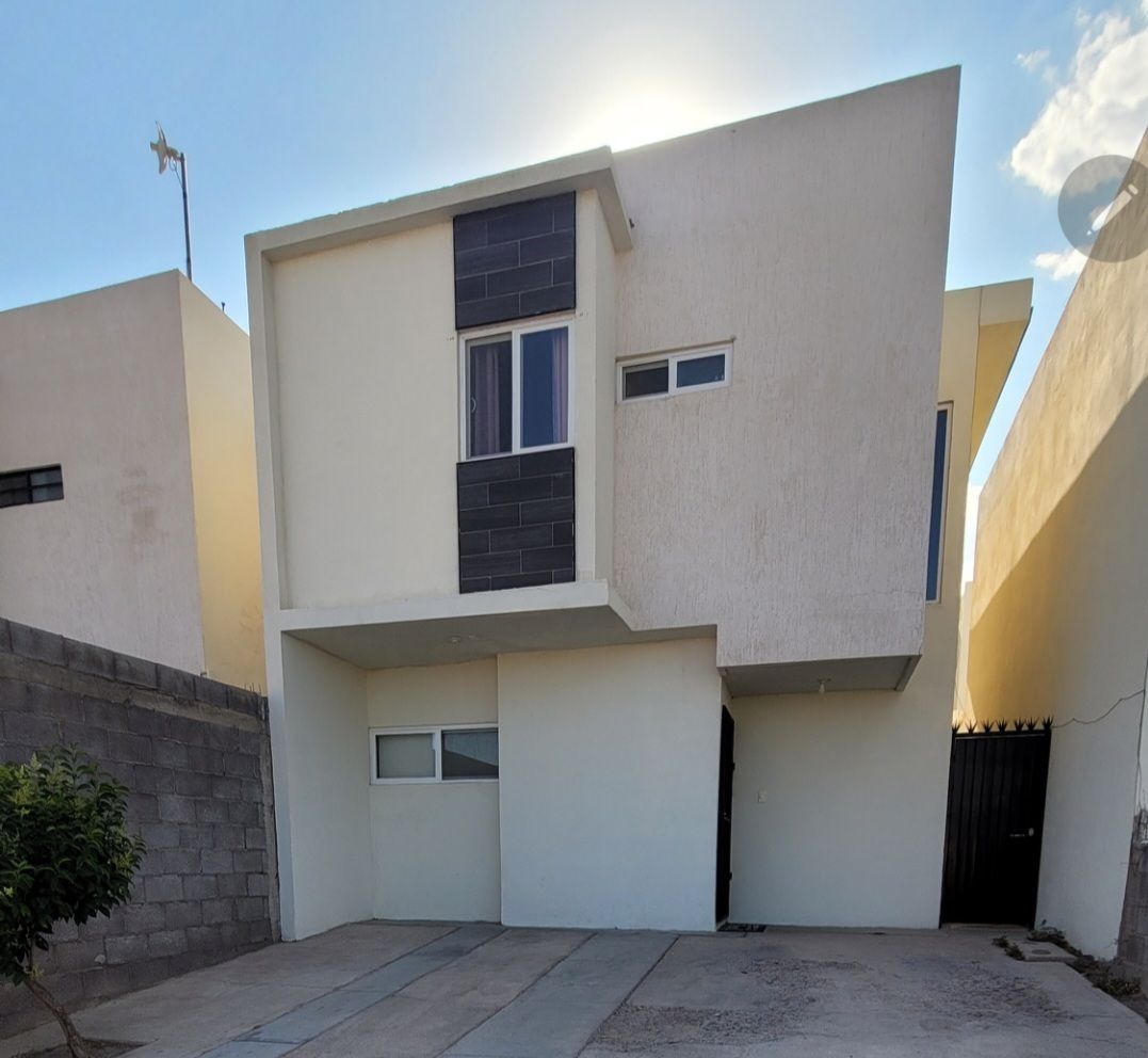 1 of 14: https://www.easybroker.com/agent/properties/casa-renta-quint