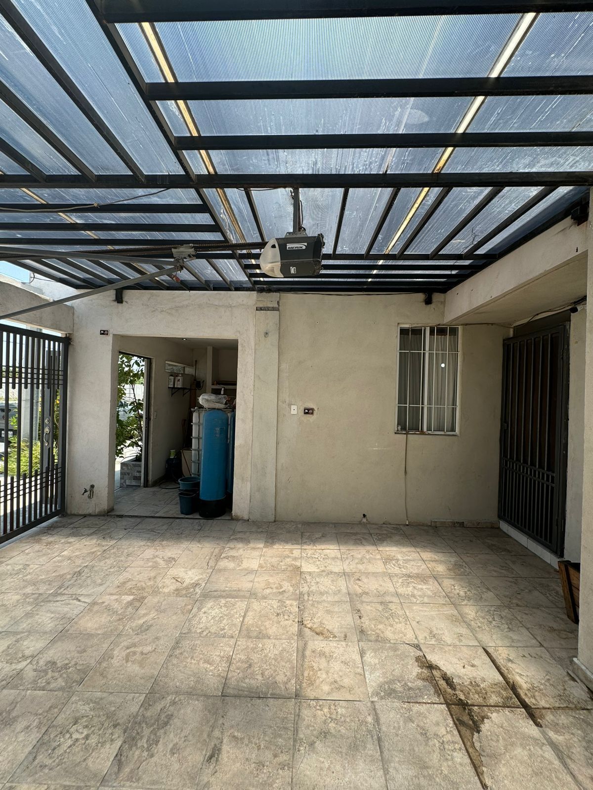 Casa en Parques Diamante, García, foto 3 de 19