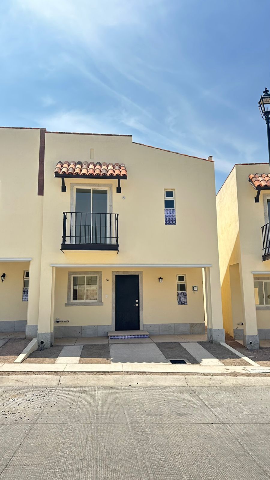 CASA A ESTRENAR EN VENTA EN ALTA CALIFORNIA (entrega inmediata).