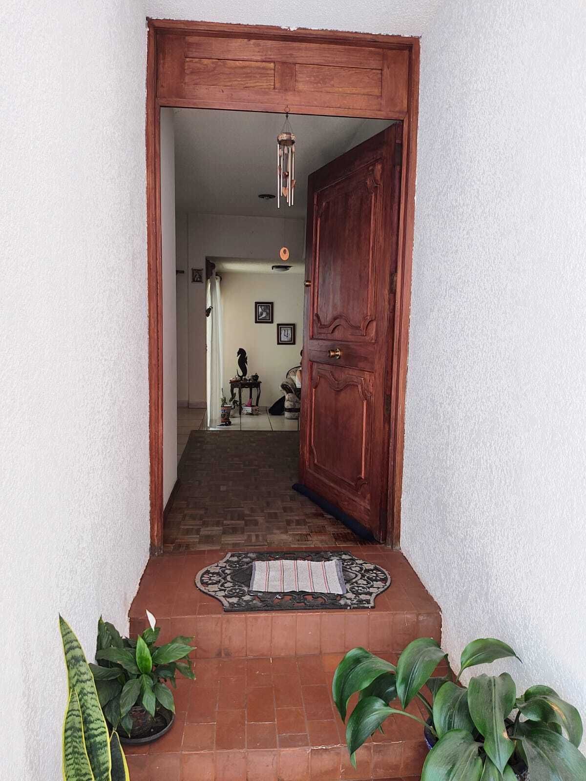 6 de 25: Entrada principal