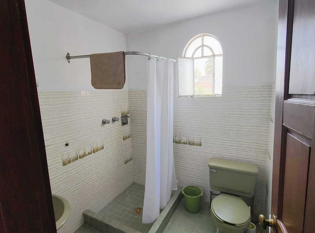 23 de 25: Baño Recámara principal