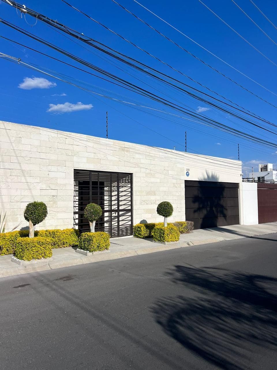 Casa de un piso con 3 recámaras 3 baños en Juriquilla
