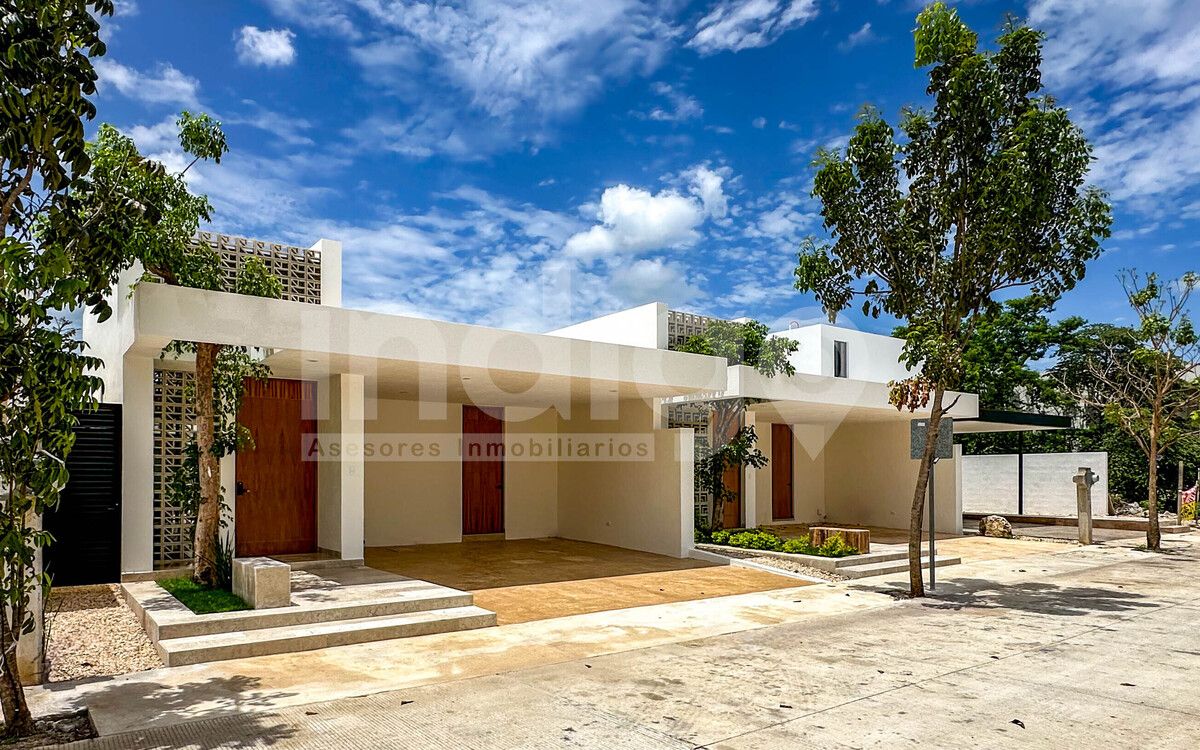 2 de 44: Fachada Frontal