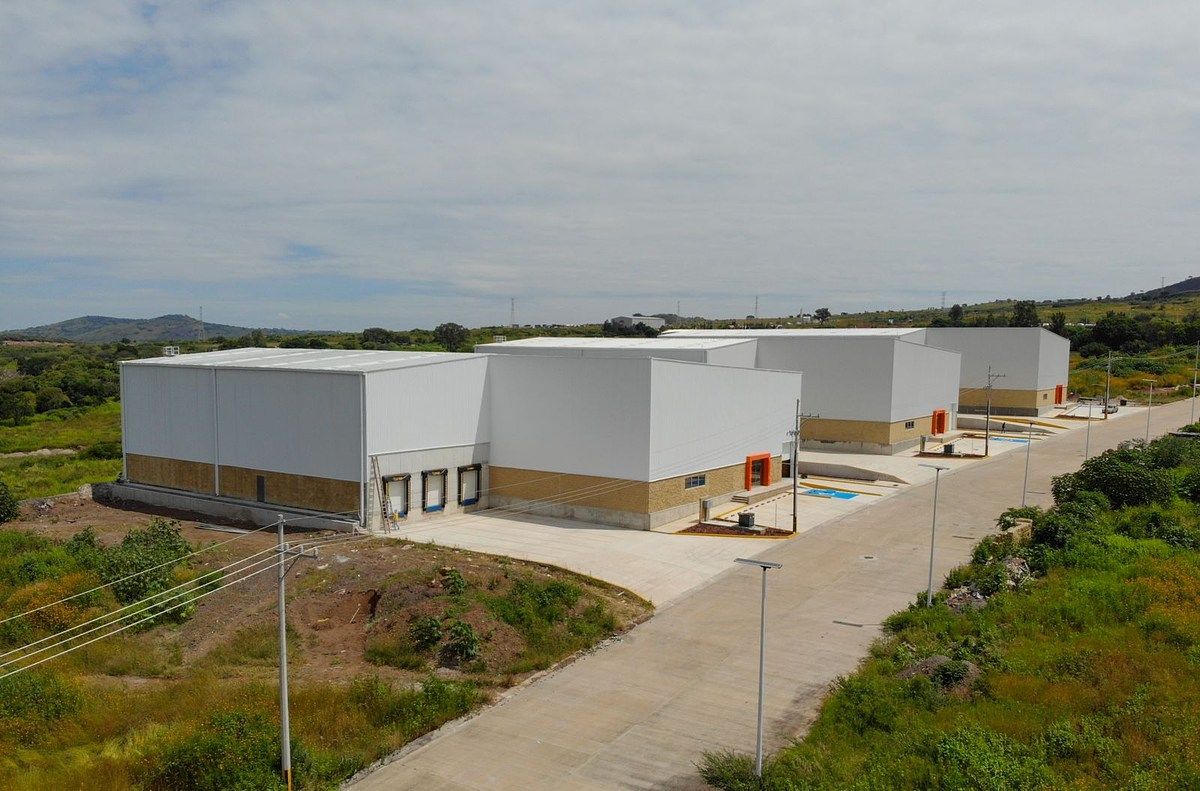 Galpão industrial em San José del Castillo, El Salto, foto 2 de 11