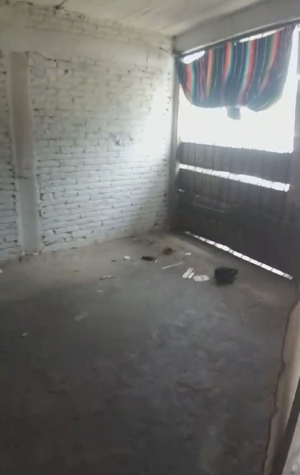 27 de 37