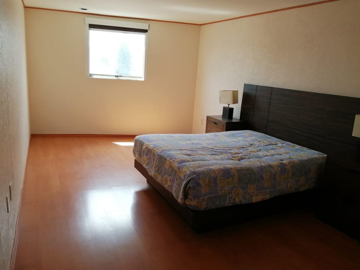 4 de 14: RP *Imagen representativa*Se renta SIN MUEBLES