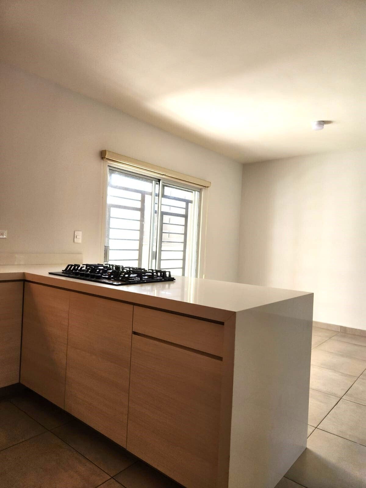4 of 24: cocina