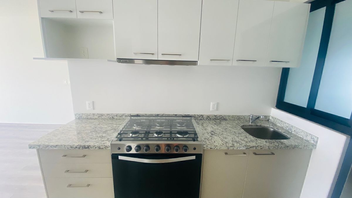 95, San Antonio, Nápoles, 03840