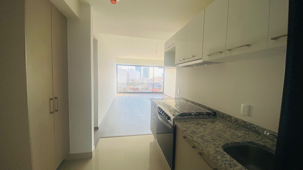 95, San Antonio, Nápoles, 03840