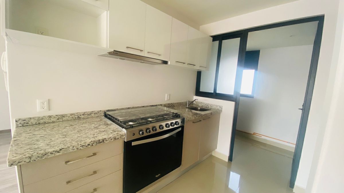 95, San Antonio, Nápoles, 03840
