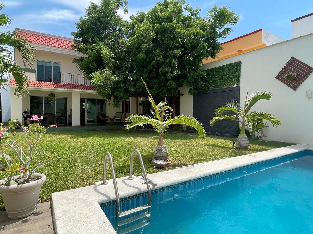 Casa en venta en Fracc. Lomas Residencial. ALVARADO, VER. RIVIERA VERACRUZANA