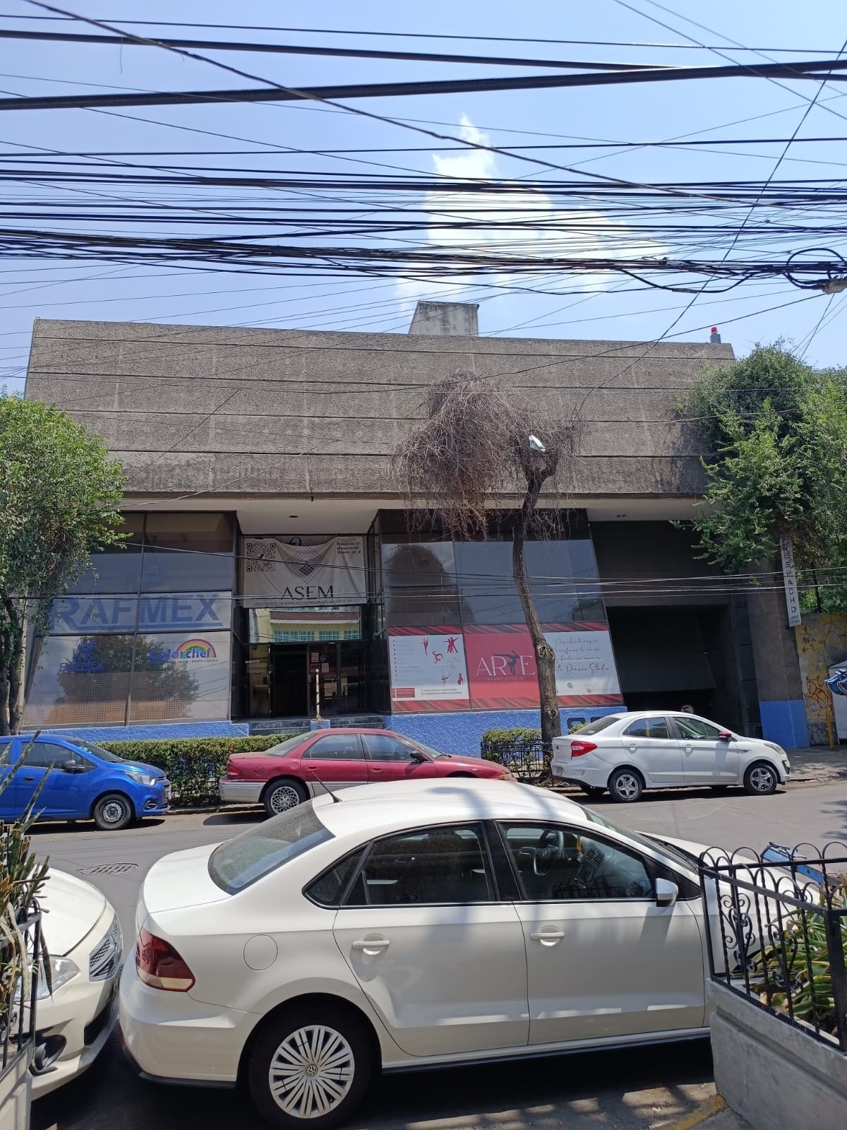 3 de 37