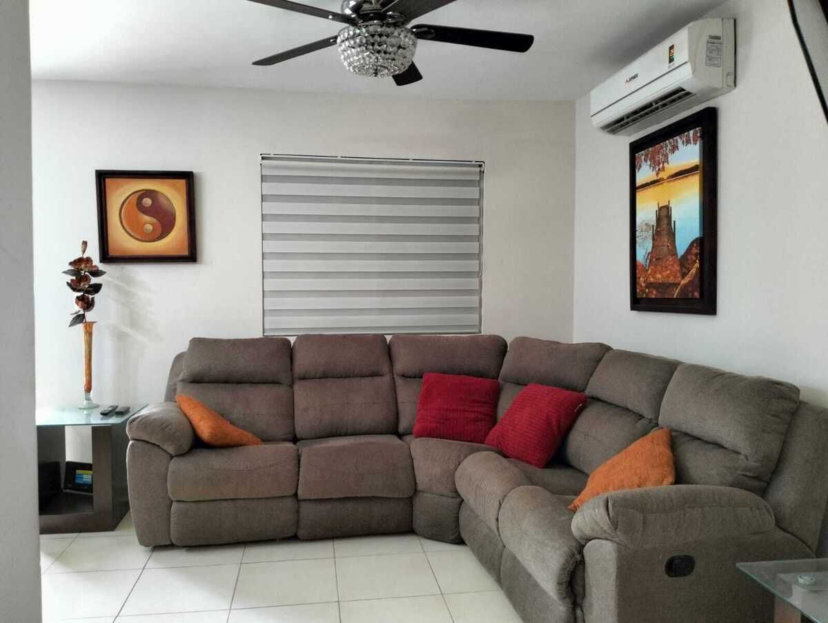 Casa em Cumbres del Sol, Monterrey, foto 2 de 27