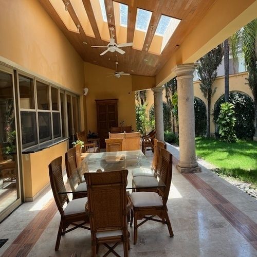 16 de 34: terraza con ventiladores