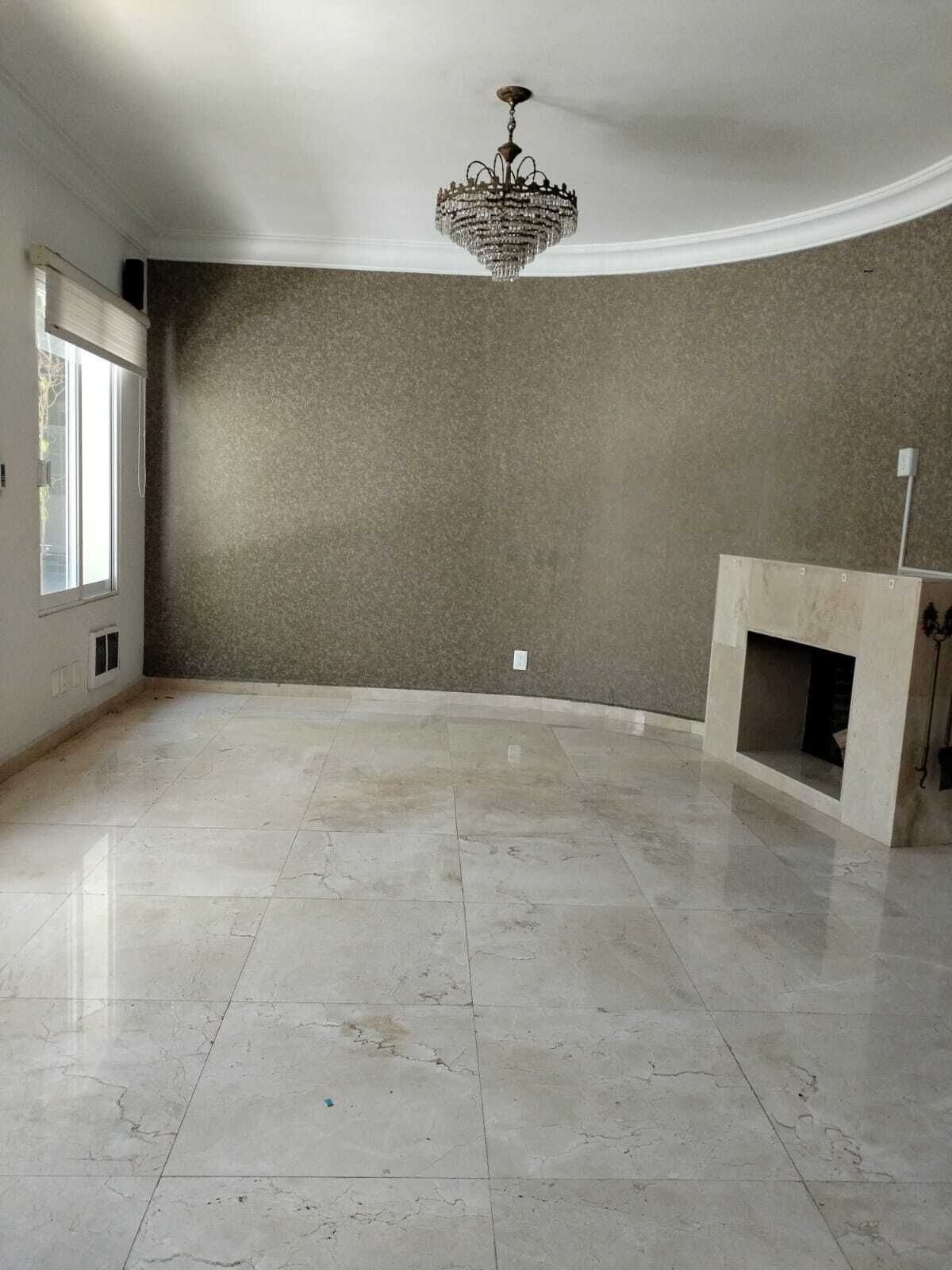 8 de 19: Sala