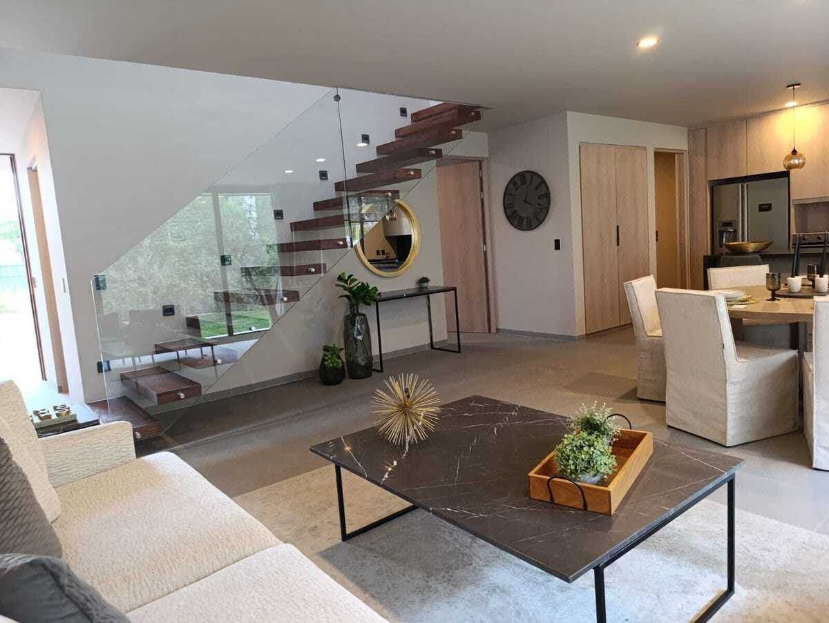 Hermosa casa en venta y gran oportunidad de PREVENTA en ALTOZANO