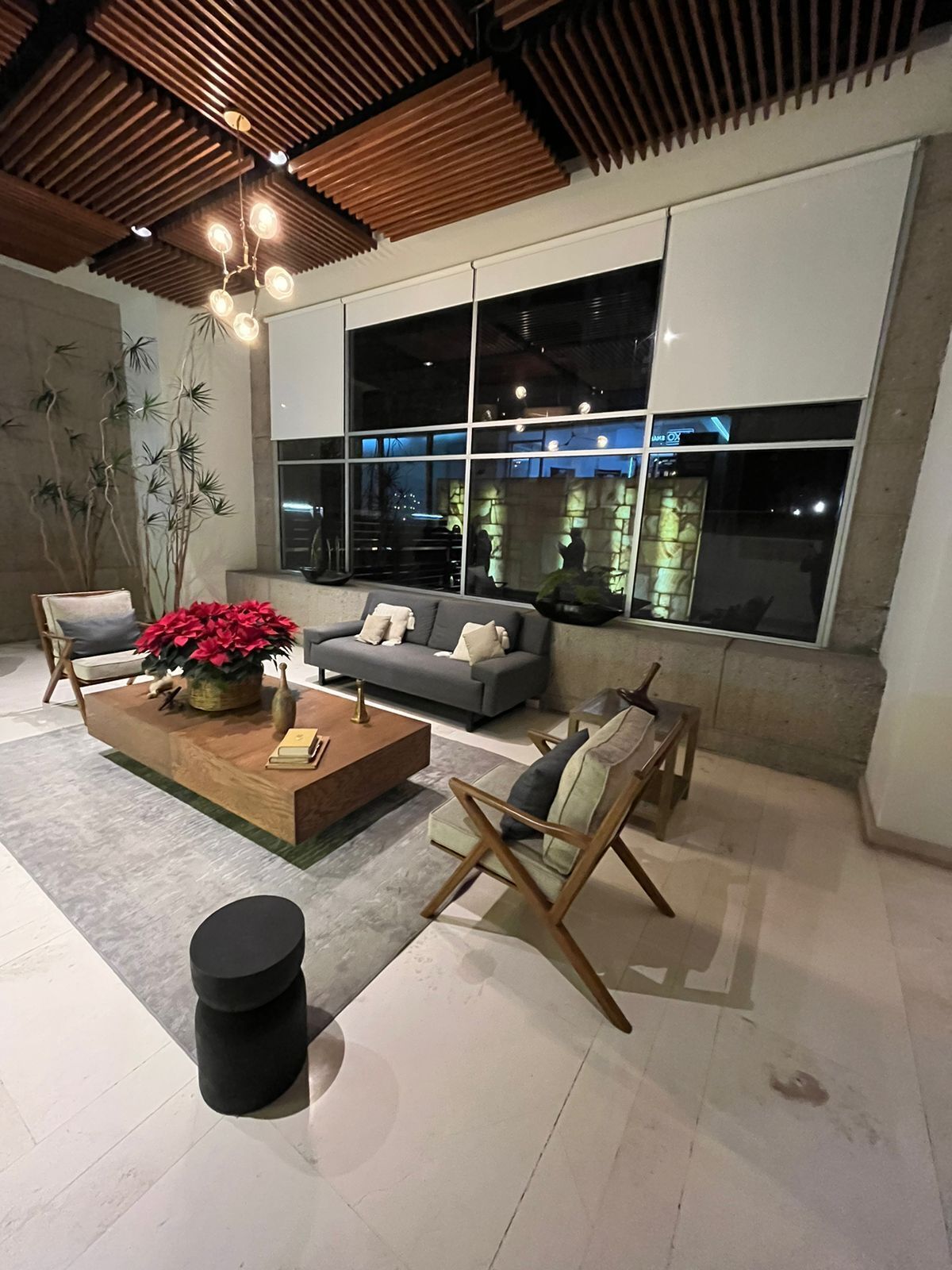 Ótima oportunidade!! ALUGUEL de Apartamento espaçoso em TAMARINDOS PRIVADO!!!, foto 1 de 21