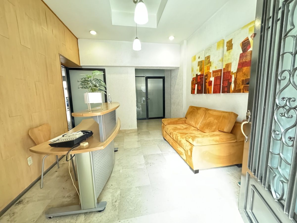 24 de 26: lobby de recepción