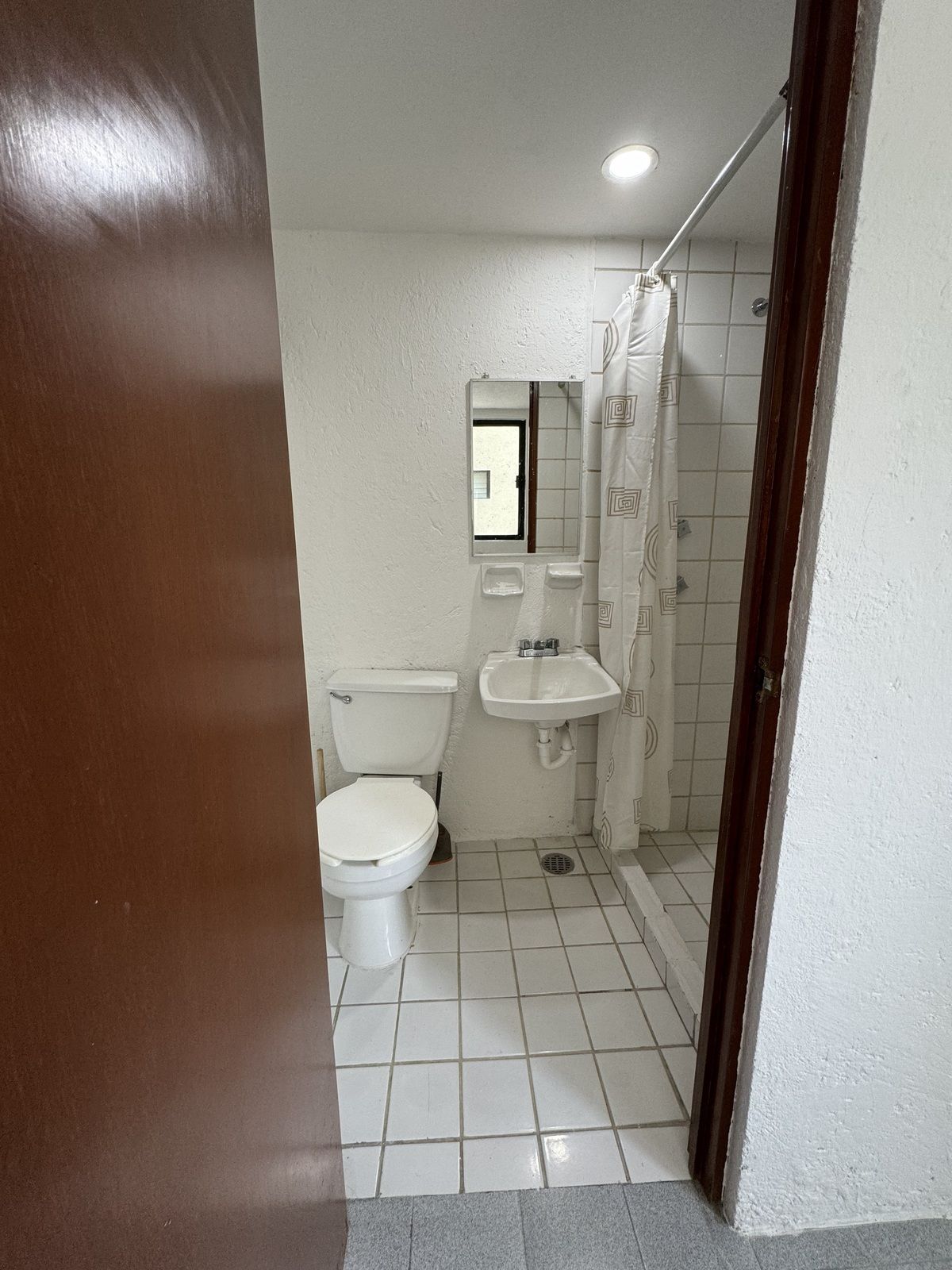22 de 26: Baño de servicio