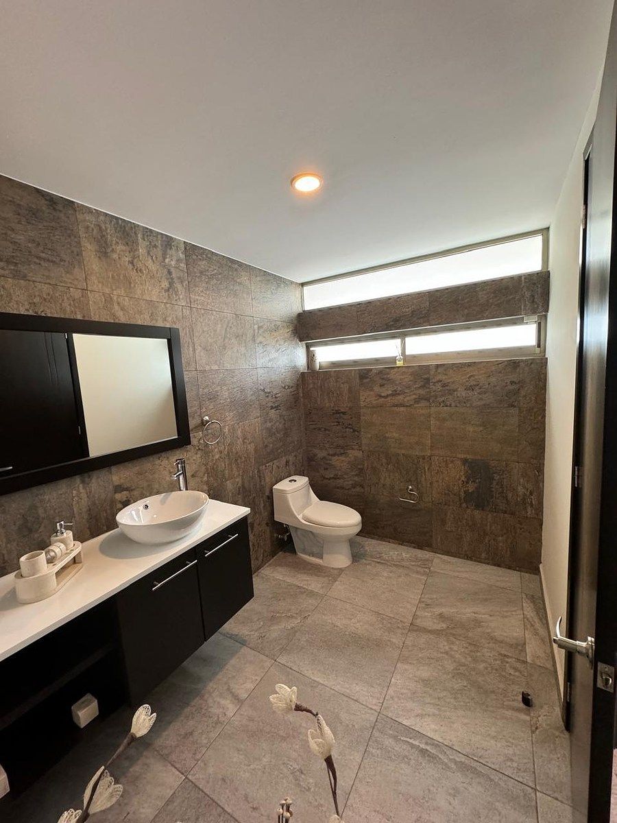 Medio baño, foto 14 de 32