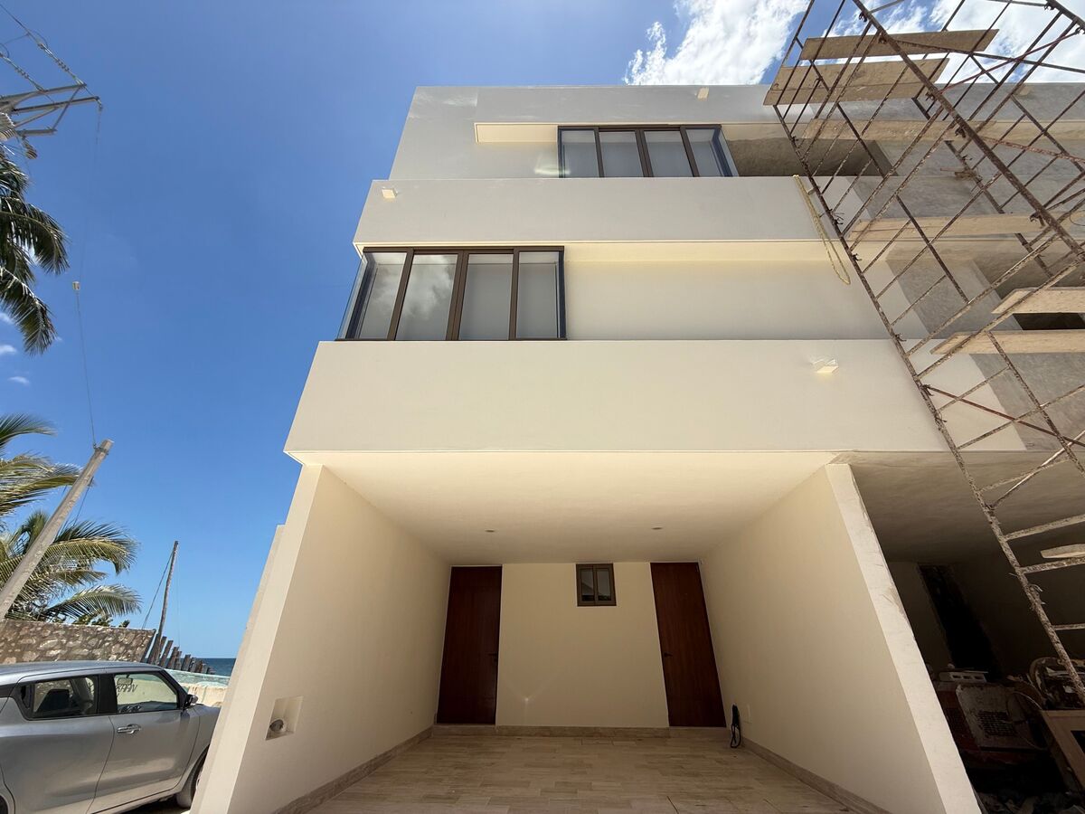 24 de 28: Fachada