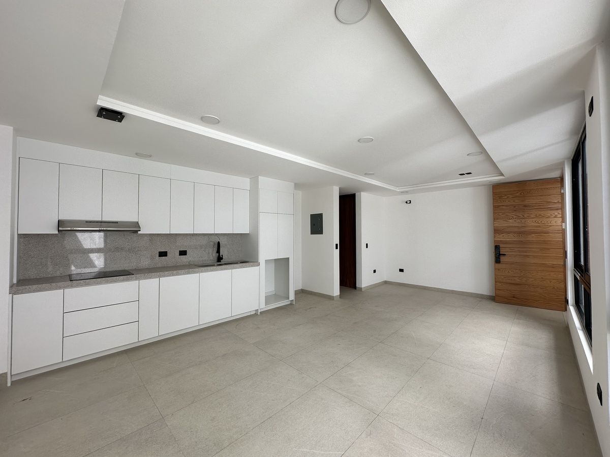 https://assets.easybroker.com/property_images/4564017/76599257/EB-QN4017.JPG?version=1719000282