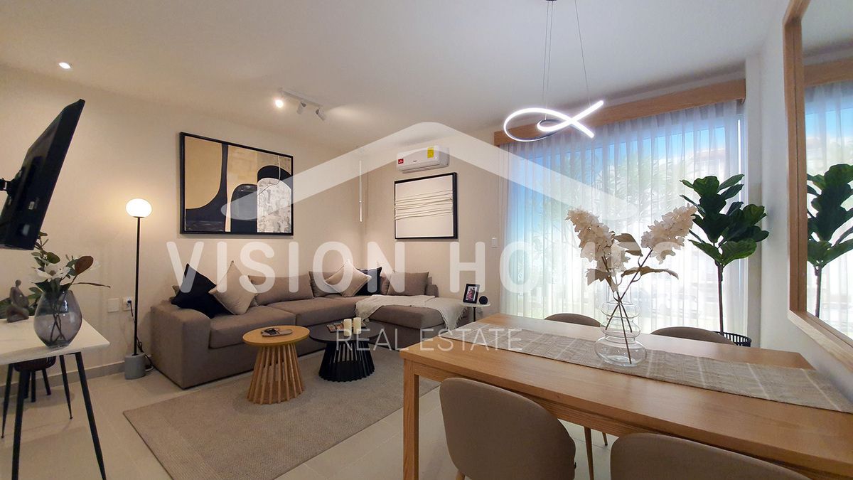 2 of 15: Sala y comedor