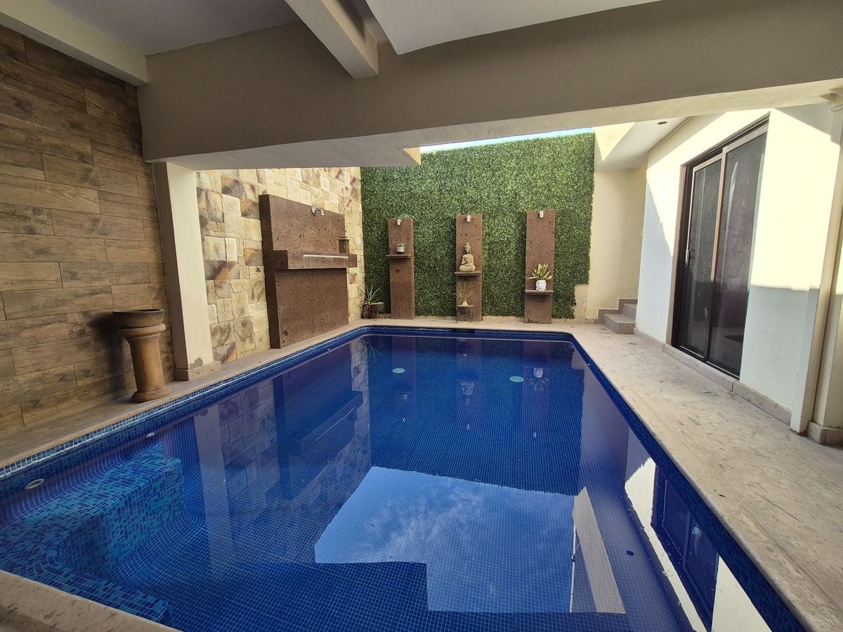 https://assets.easybroker.com/property_images/4567230/76668003/EB-QN7230.jpg?version=1719250739