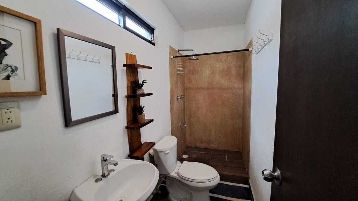 8 of 24: DEPTO 2 BAÑO