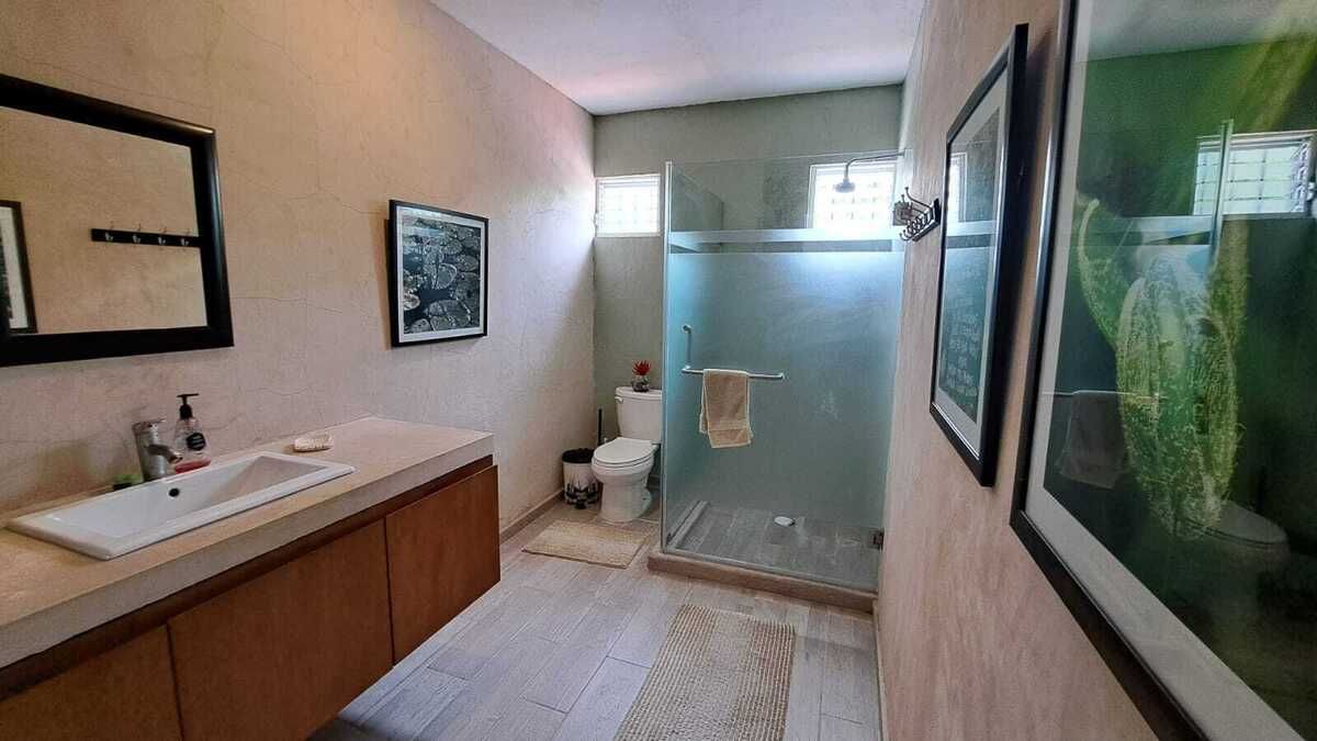 12 of 24: DETO 3 BAÑO