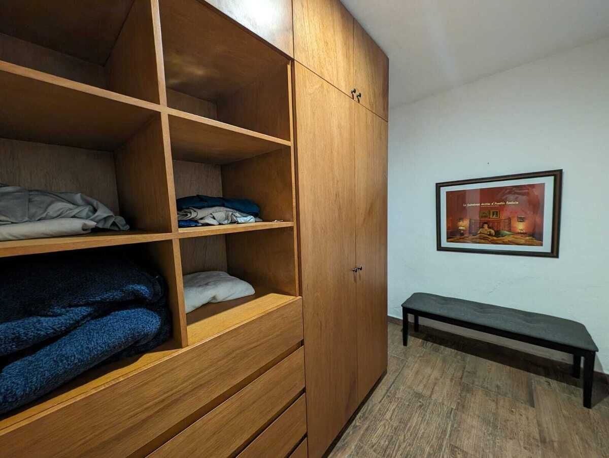 17 of 24: DEPTO 4 CLOSET