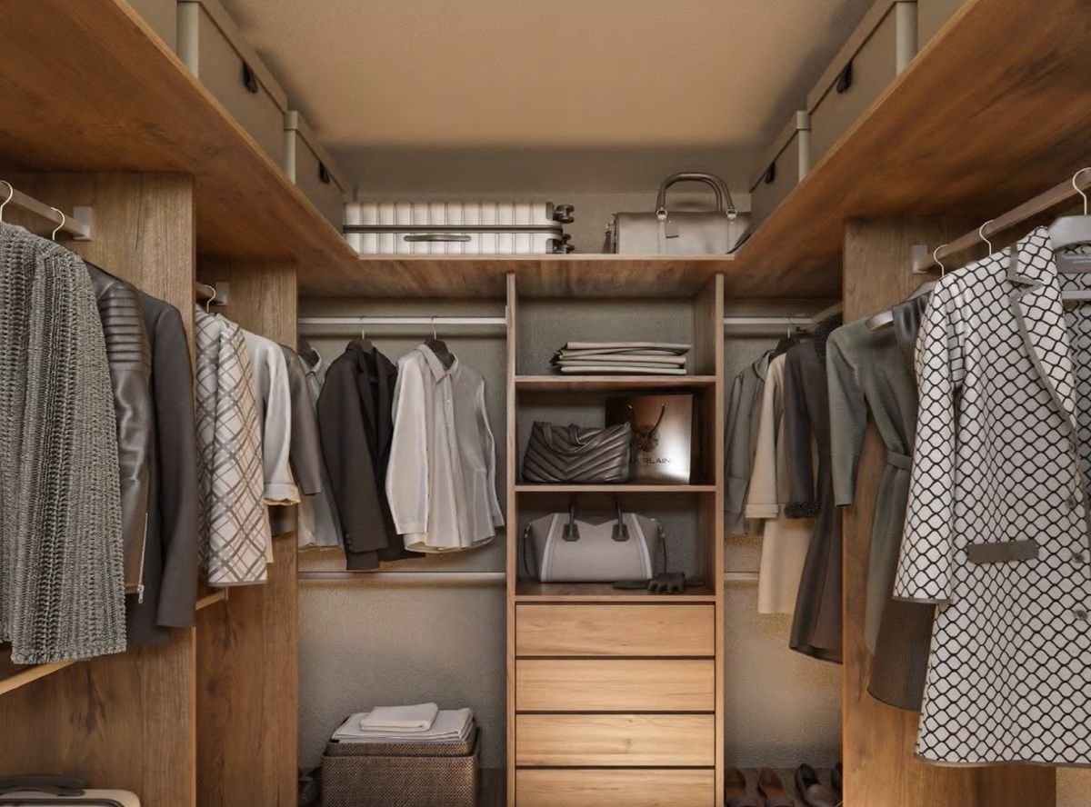 Walk in closet