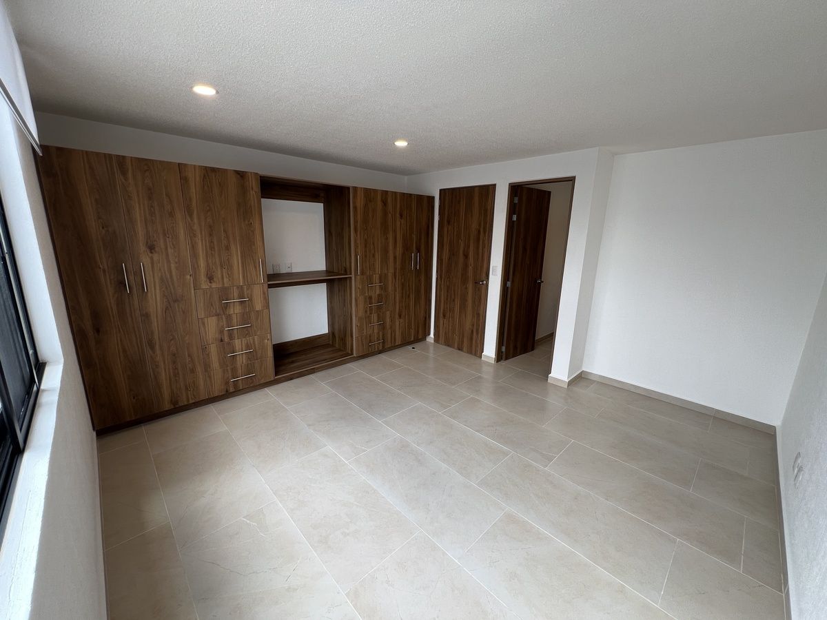 13 de 14: Habitación Principal