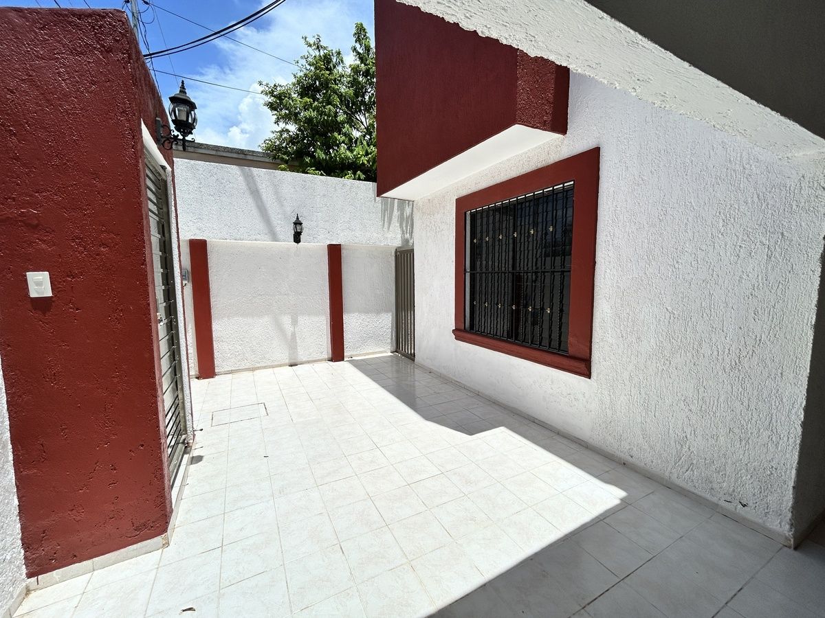 Casa em Jardines de Vista Alegre II, Mérida, foto 6 de 22