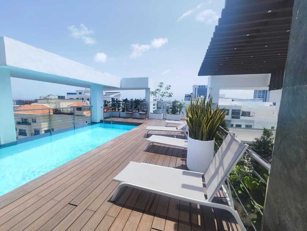 Hermoso apartamento de lujo en alquiler en la exclusiva zona de Piantini., foto 1 de 32