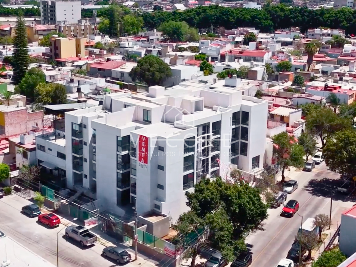 8 de 30