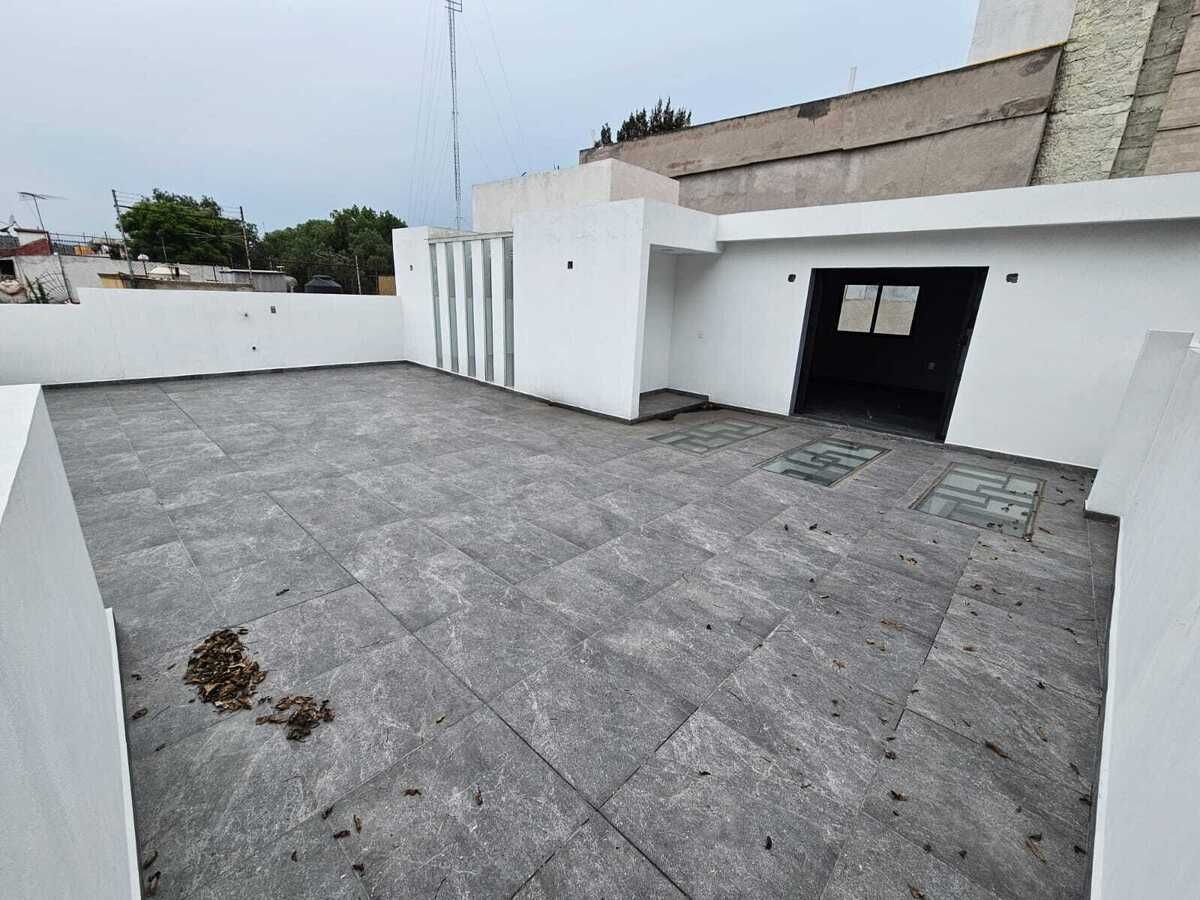 32 de 35: Roof Garden