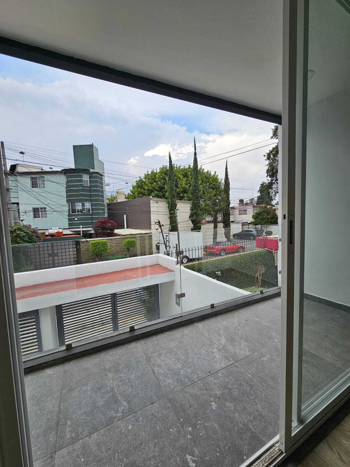 23 de 35: Terraza recámara principal