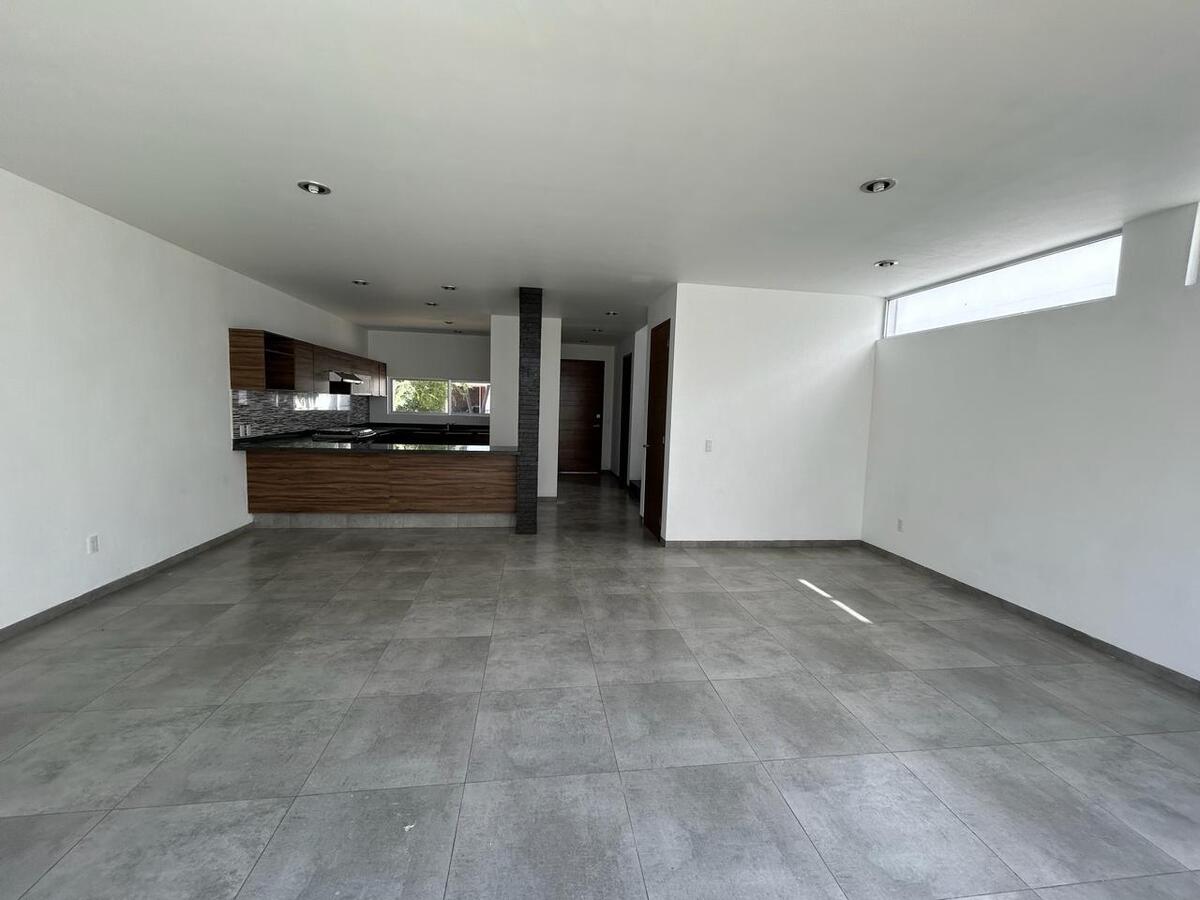 5 de 17: Área de sala comedor