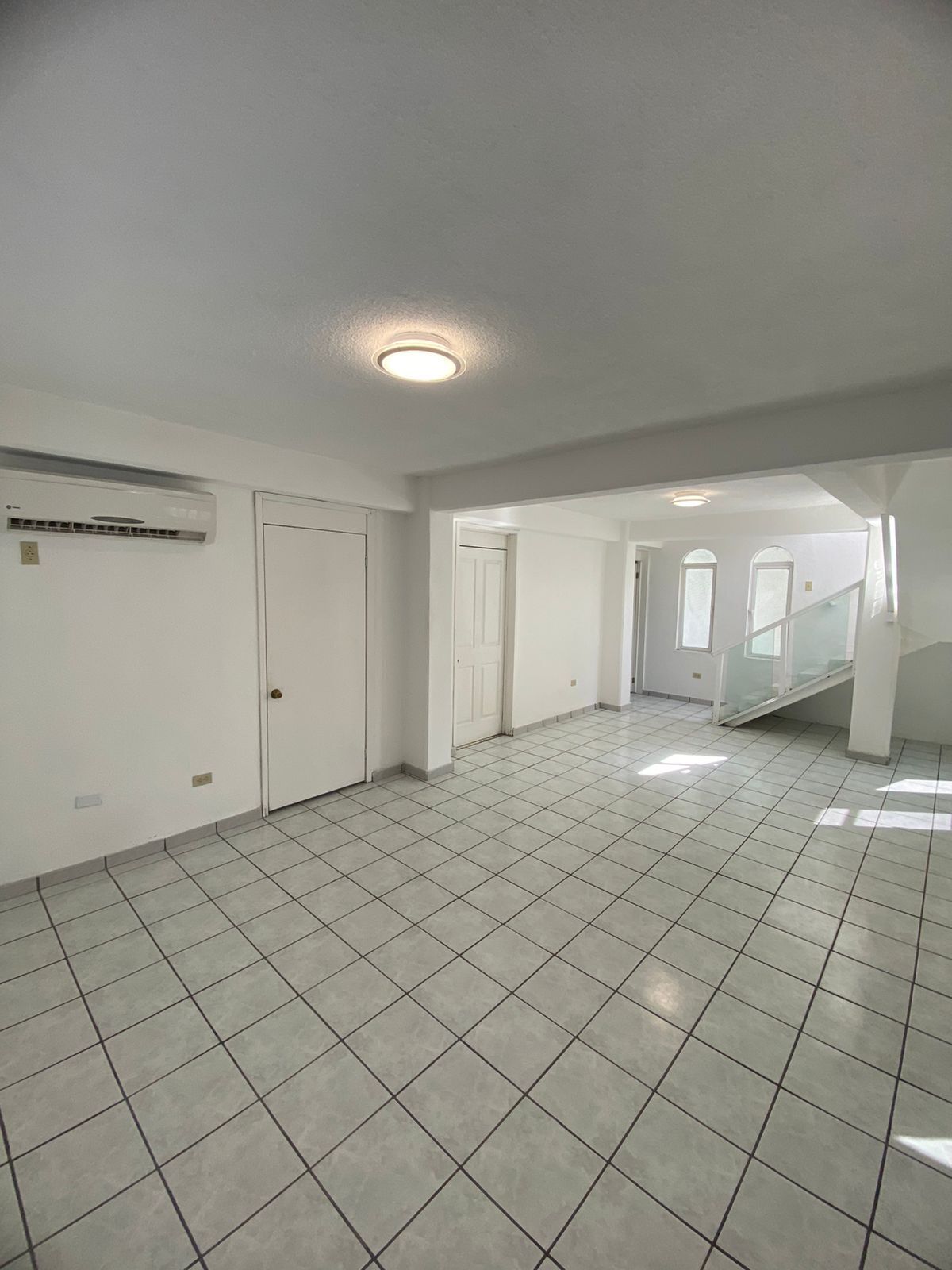 9 de 39: espacio de sala comedor casa
