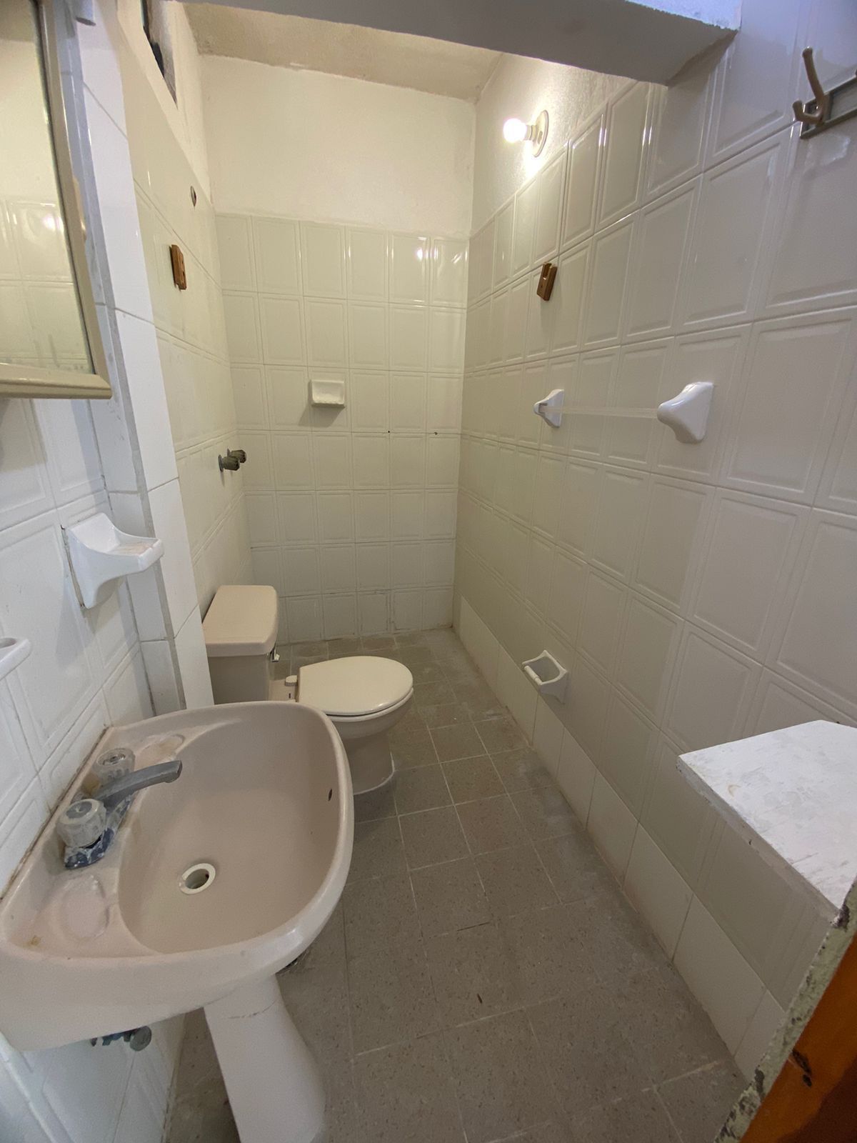 37 de 39: baño privado departamento patio trasero
