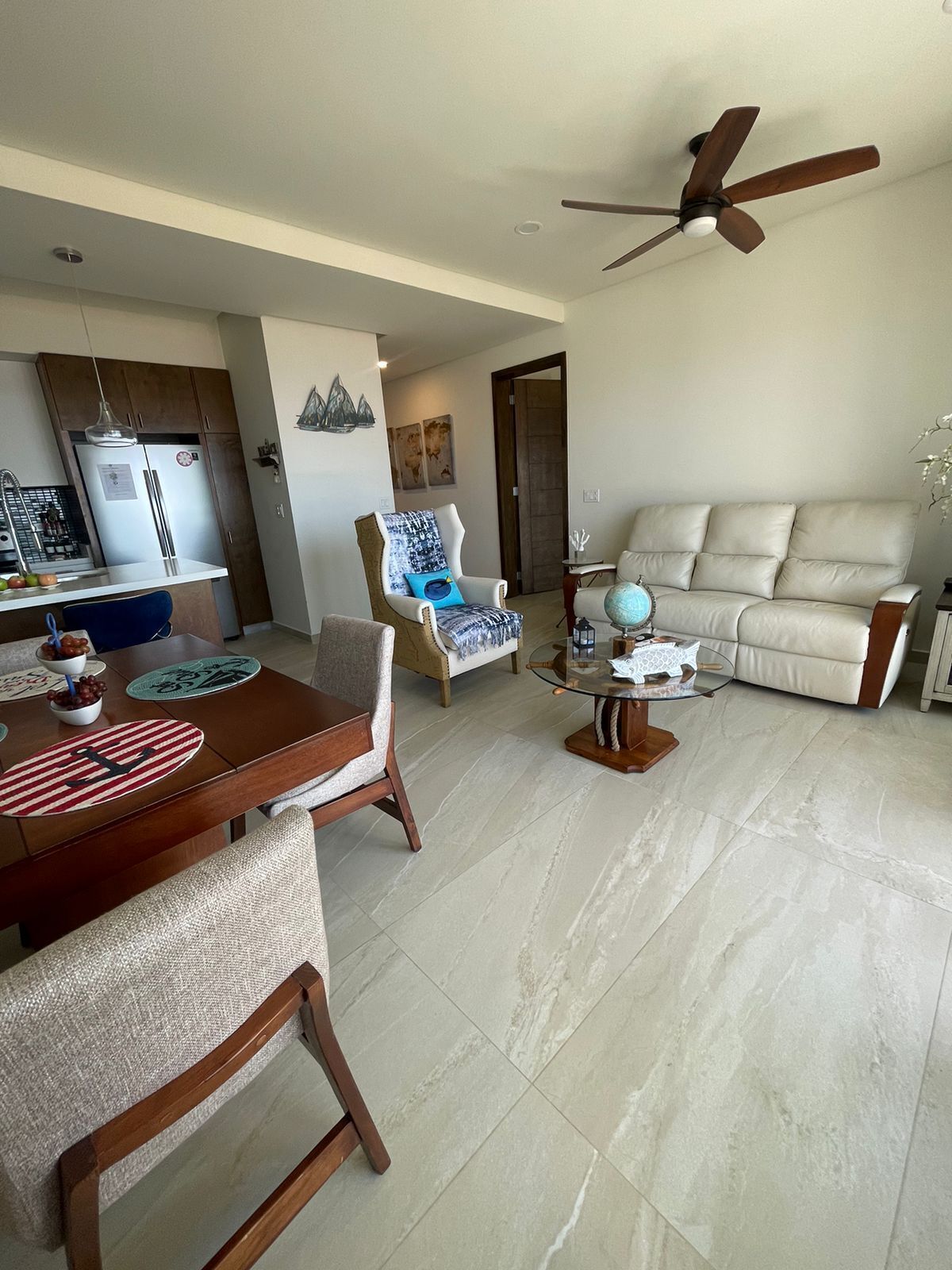 10 de 17: Sala Comedor